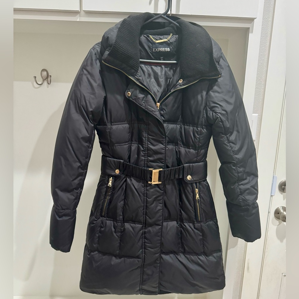 Express Belted Black Puffer Down Coat | Size M